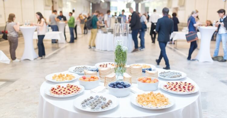 Can Attendees Bring Food to a Conference?