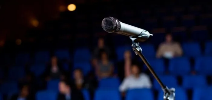 Essential Tips to Selecting the Right Conference Mic