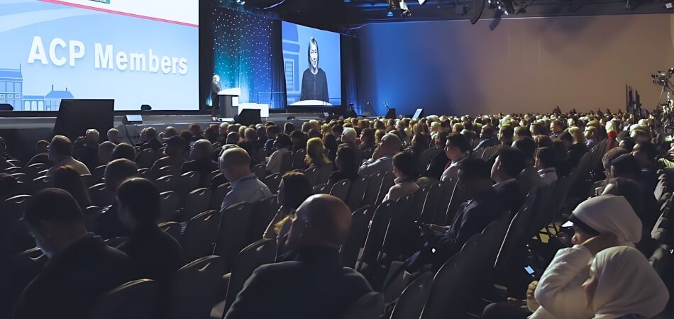 Top 10 Benefits of Attending a Pharmaceuticals Conference