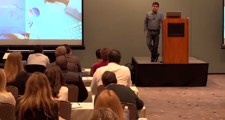 What Happens in The a E-Commerce and Internet Marketing Conference