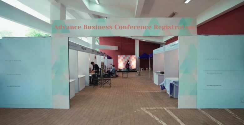 What Are the Goals of a Business Conference